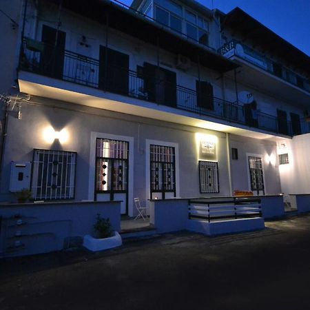 B&B Donna Marisa Pompeja Zewnętrze zdjęcie